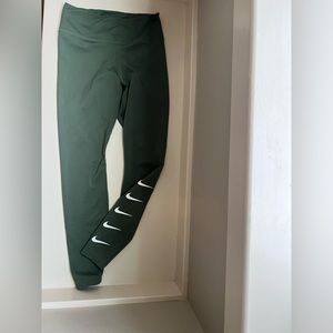 Olive green Nike leggings
